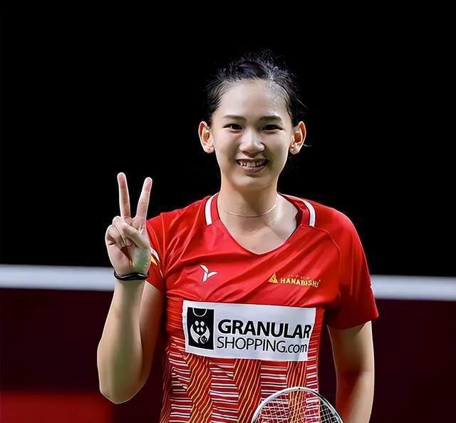 则无疑是英 则无疑是英