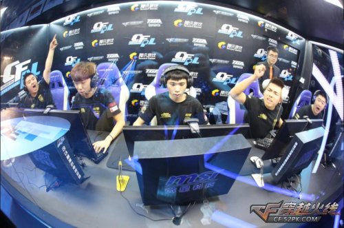 球队斩获了 球队斩获了