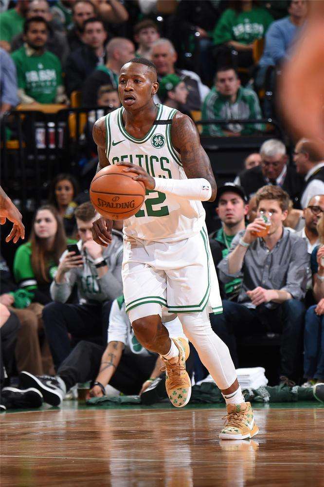 事与周边销 事与周边销